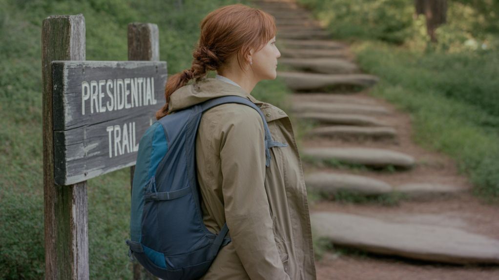 Tourist skipping the entrance to the Presidential Trail at Mount Rushmore