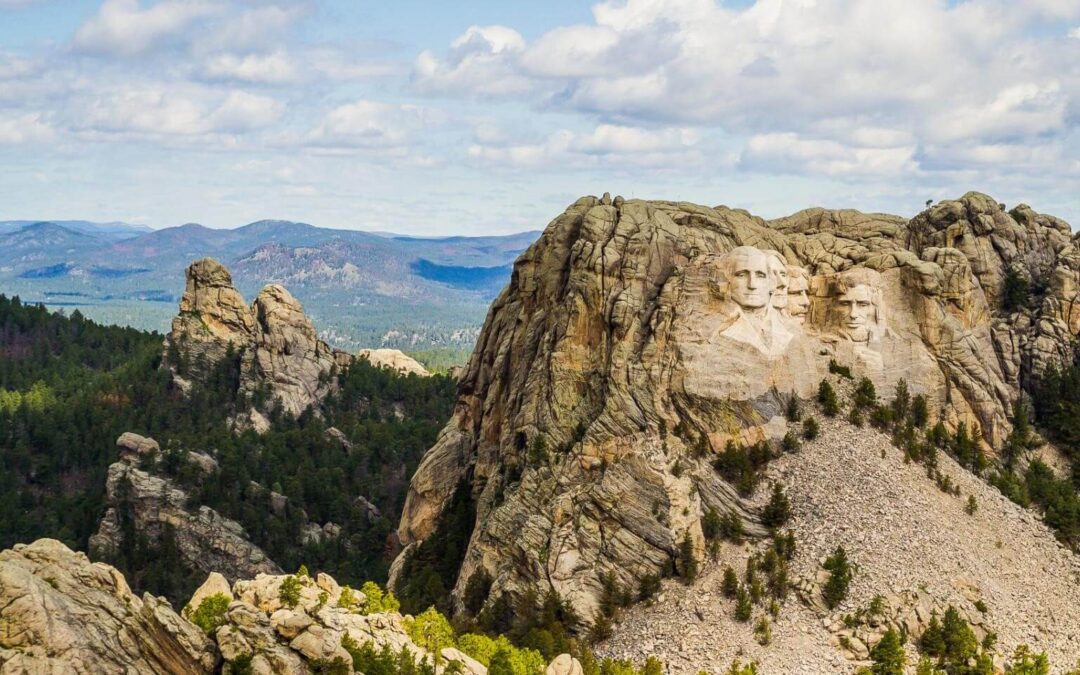 Can’t Miss Spots For Your Sightseeing Tour – Fort Hays & Mount Rushmore Tours