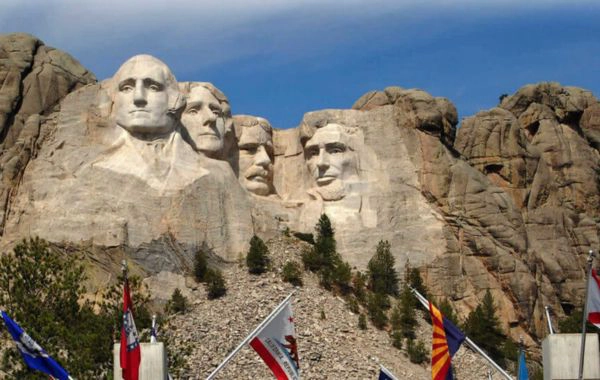 Mount Rushmore Sight Seeing Tours